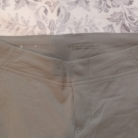 Columbia Women's Climber Canyon Shorts NWT - Picture 2 of 15